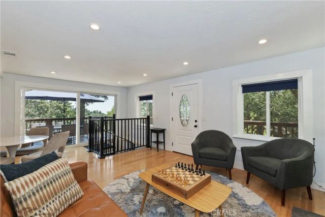 582 Sunset View Road, Twin Peaks, CA 92391