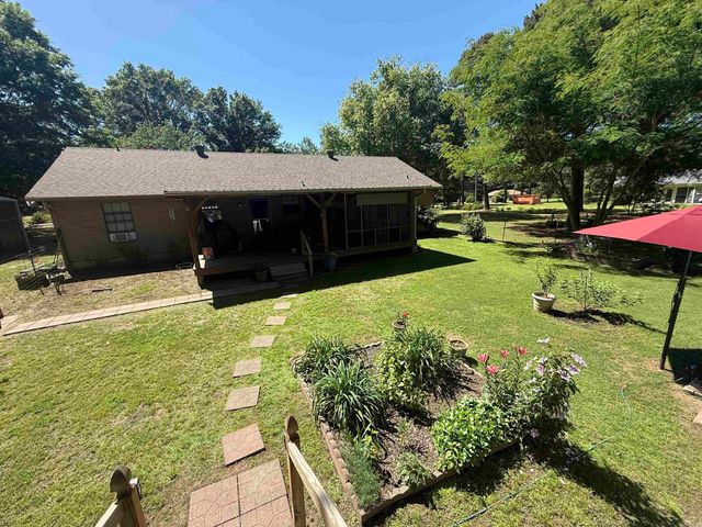 51 Center Street, Ward, AR 72176