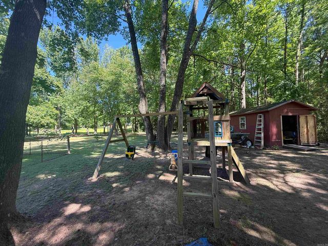 51 Center Street, Ward, AR 72176