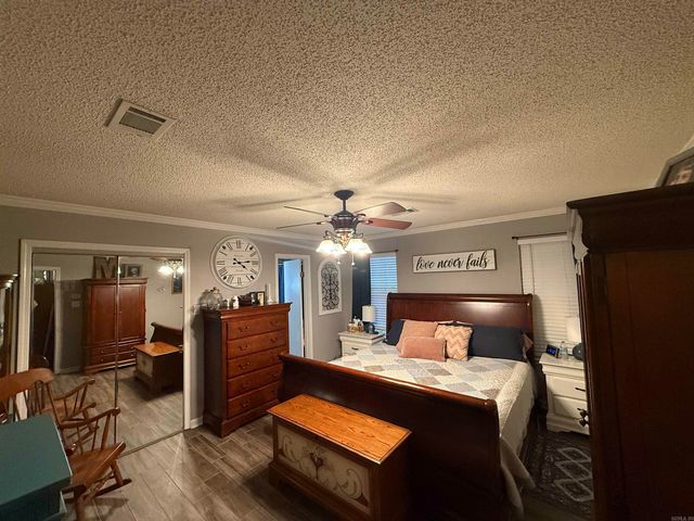51 Center Street, Ward, AR 72176