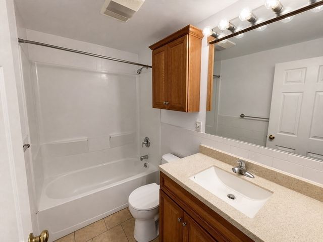 128 Norfolk 1, Canton, MA 02021