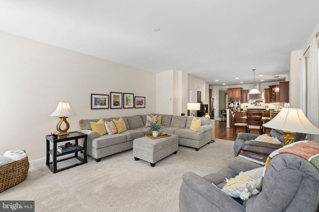 2 JANNEY LN, Fredericksburg, VA 22406
