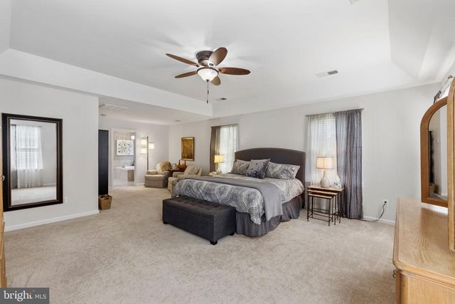 2 JANNEY LN, Fredericksburg, VA 22406