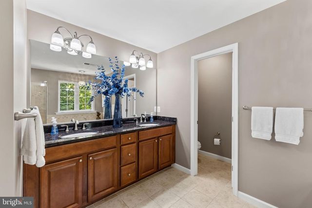 2 JANNEY LN, Fredericksburg, VA 22406