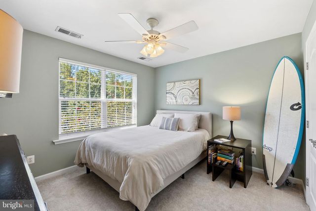 2 JANNEY LN, Fredericksburg, VA 22406