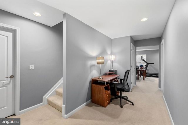 2 JANNEY LN, Fredericksburg, VA 22406