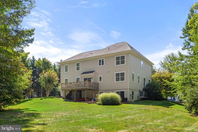 2 JANNEY LN, Fredericksburg, VA 22406