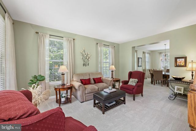 2 JANNEY LN, Fredericksburg, VA 22406