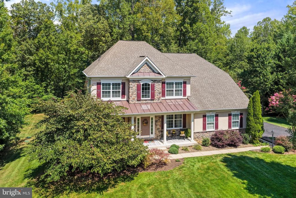 2 JANNEY LN, Fredericksburg, VA 22406