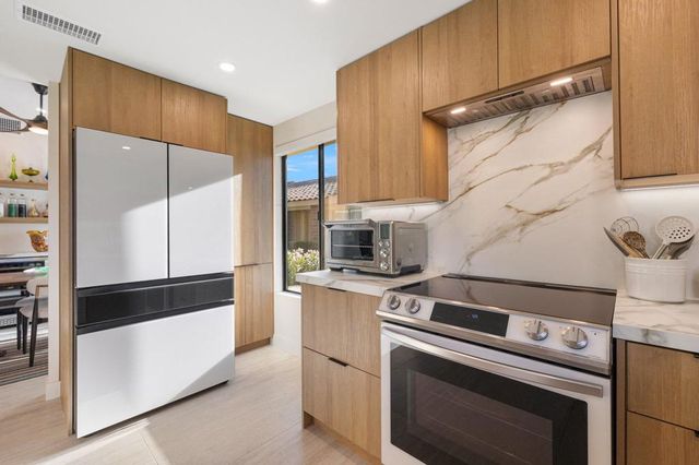 321 San Remo Street, Palm Desert, CA 92260