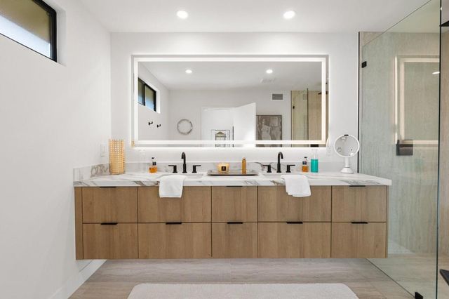 321 San Remo Street, Palm Desert, CA 92260