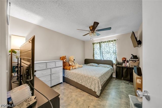 2202 Parkview DR, Fort Myers, FL 33905