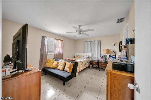 2202 Parkview DR, Fort Myers, FL 33905
