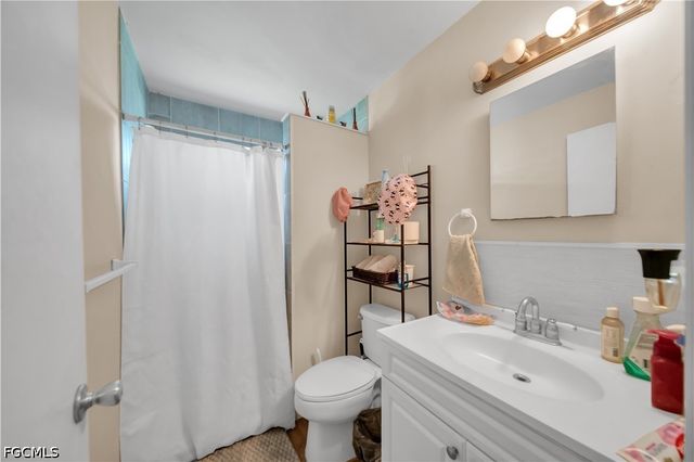 2202 Parkview DR, Fort Myers, FL 33905