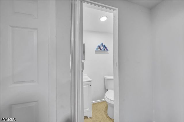 2202 Parkview DR, Fort Myers, FL 33905
