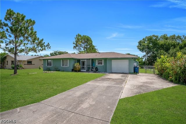 2202 Parkview DR, Fort Myers, FL 33905