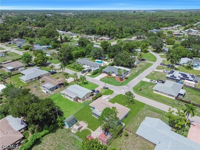 2202 Parkview DR, Fort Myers, FL 33905