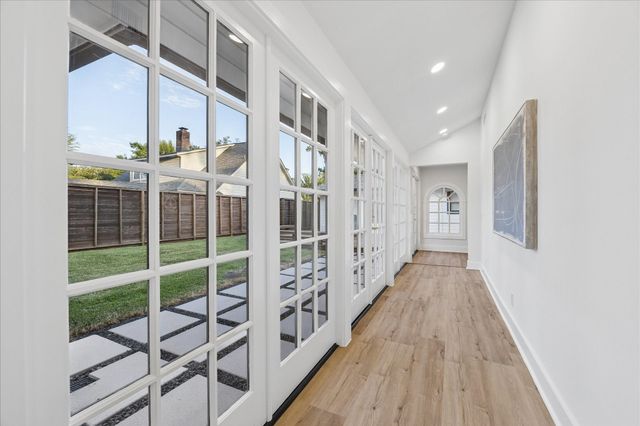 6434 Pineshade Lane, Houston, TX 77008