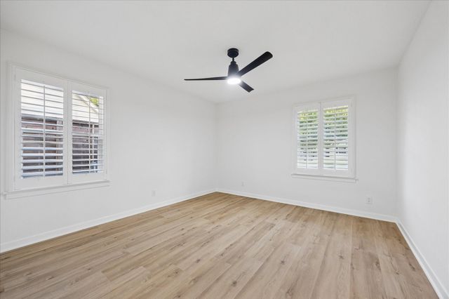6434 Pineshade Lane, Houston, TX 77008