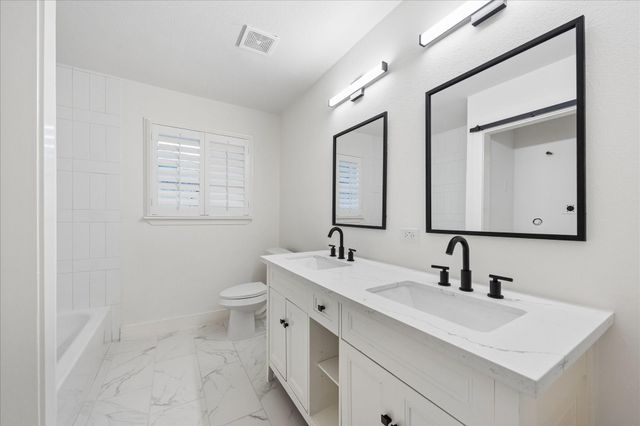 6434 Pineshade Lane, Houston, TX 77008