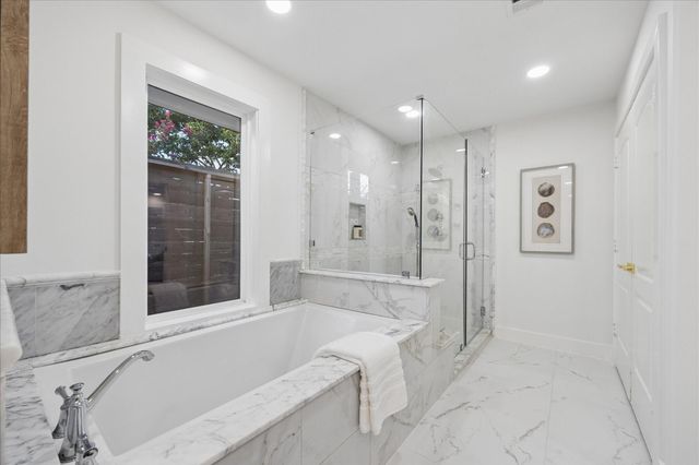 6434 Pineshade Lane, Houston, TX 77008