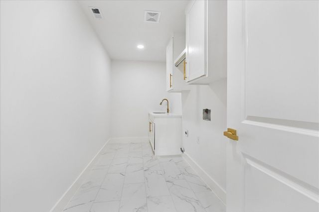 6434 Pineshade Lane, Houston, TX 77008