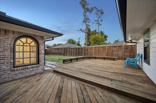 6434 Pineshade Lane, Houston, TX 77008