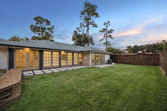6434 Pineshade Lane, Houston, TX 77008