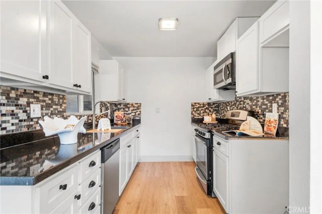 179 N Donneybrooke, Orange, CA 92868