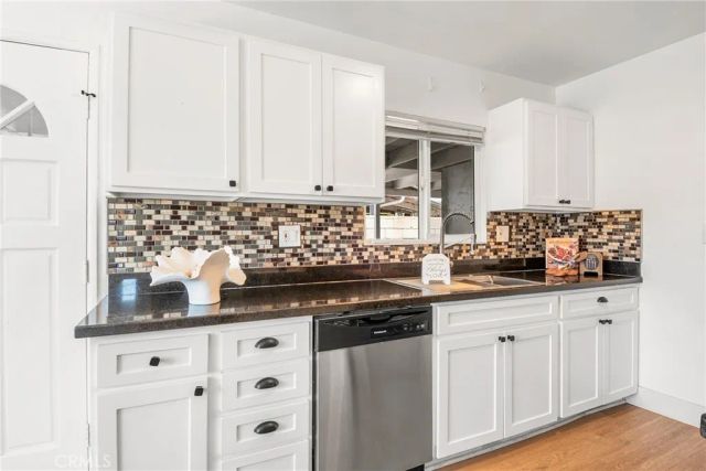 179 N Donneybrooke, Orange, CA 92868
