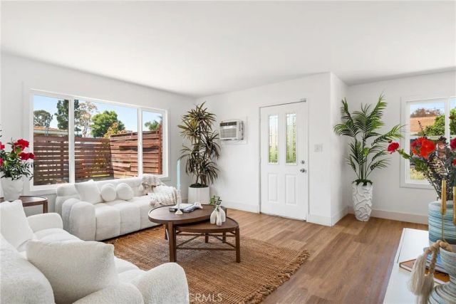 179 N Donneybrooke, Orange, CA 92868