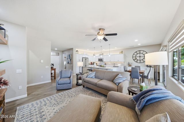 20506 N SOJOURNER Drive, Surprise, AZ 85387