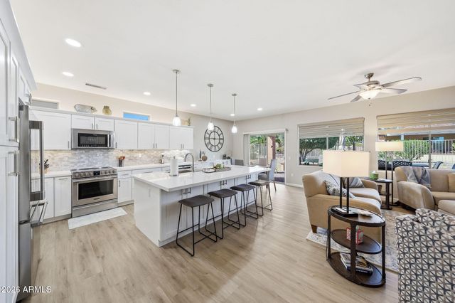 20506 N SOJOURNER Drive, Surprise, AZ 85387