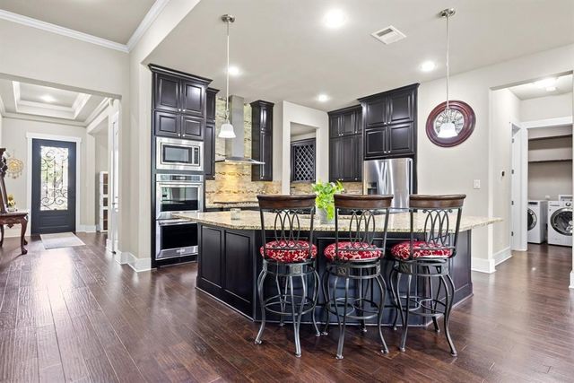 2716 Vista Heights DR, Leander, TX 78641