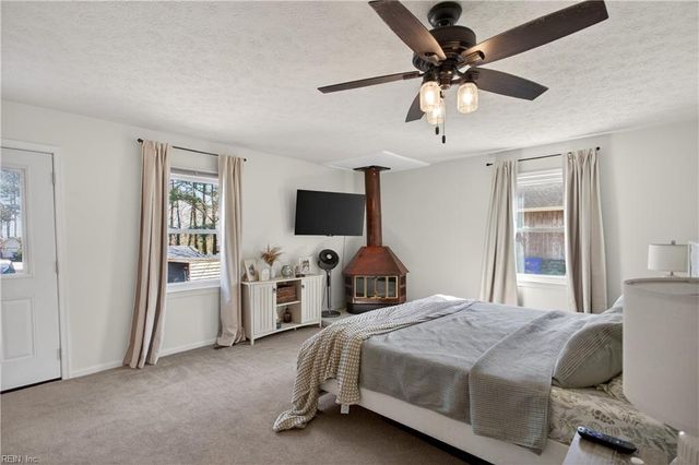 1840 Oyster Bay LN, Suffolk, VA 23436