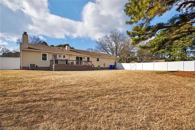 1840 Oyster Bay LN, Suffolk, VA 23436