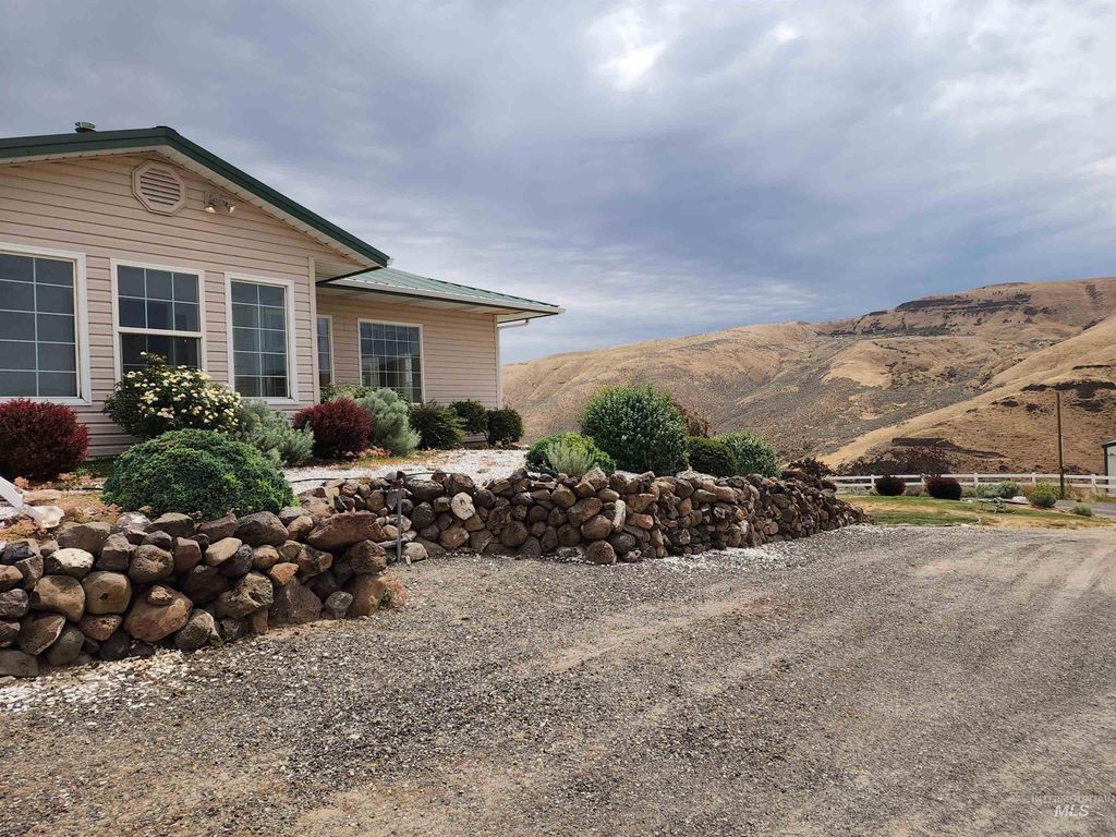 2871 Hwy 12, Clarkston, WA 99403 photo 2