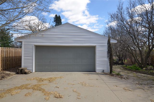 113 51st Street, Des Moines, IA 50312