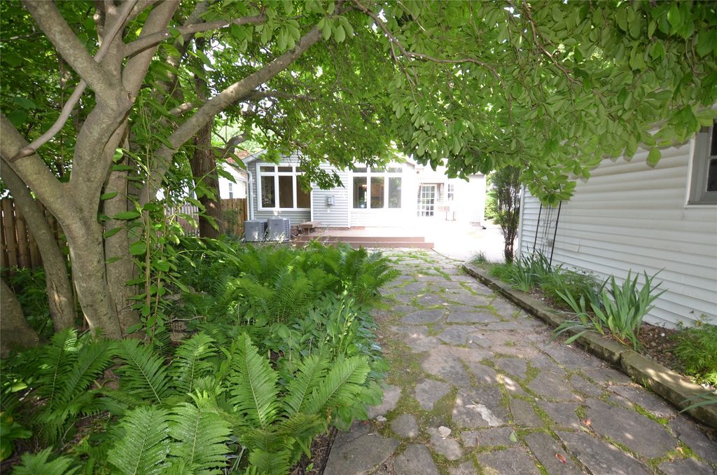 113 51st Street, Des Moines, IA 50312