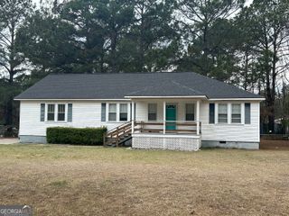 200 Laryn Lane, Eastman, GA 31023