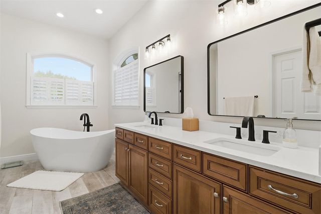 300 NW 12TH AVENUE, Crystal River, FL 34428