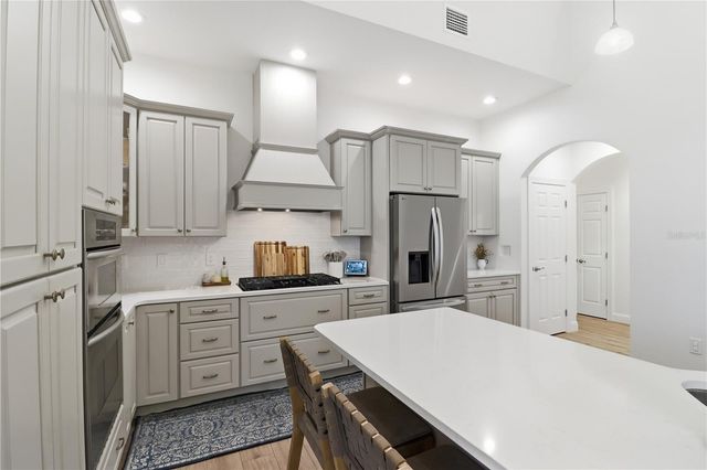 300 NW 12TH AVENUE, Crystal River, FL 34428