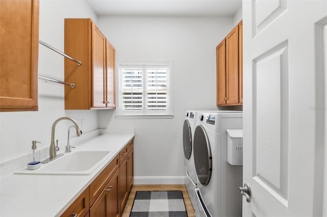 300 NW 12TH AVENUE, Crystal River, FL 34428