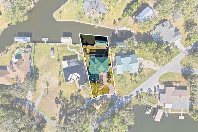 300 NW 12TH AVENUE, Crystal River, FL 34428