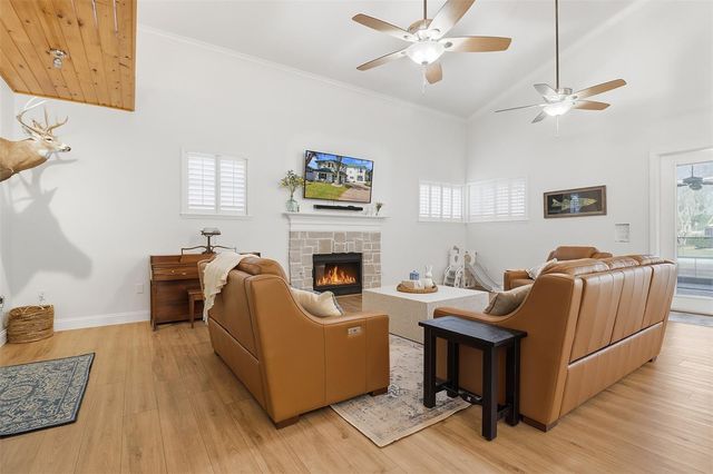 300 NW 12TH AVENUE, Crystal River, FL 34428