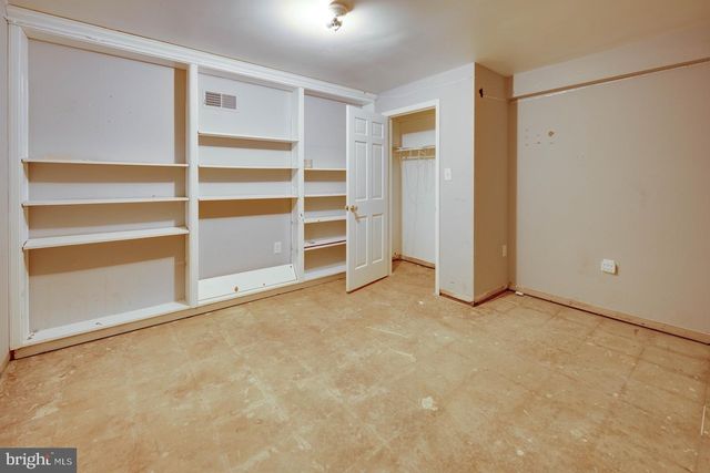 6802 ROBINIA RD, Temple Hills, MD 20748