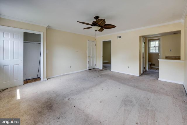 6802 ROBINIA RD, Temple Hills, MD 20748