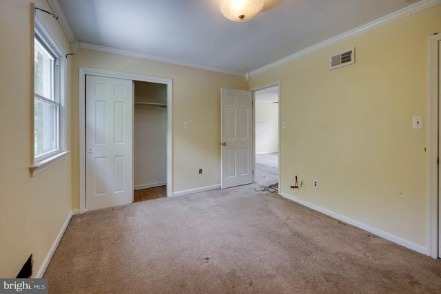 6802 ROBINIA RD, Temple Hills, MD 20748