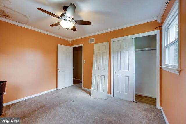 6802 ROBINIA RD, Temple Hills, MD 20748