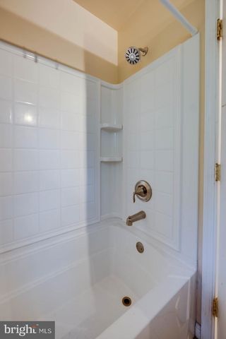 6802 ROBINIA RD, Temple Hills, MD 20748